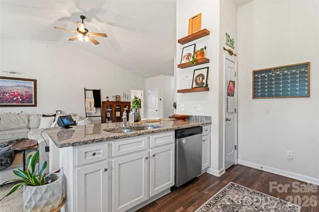 3112 Wynn Way, Charlotte, NC 28215