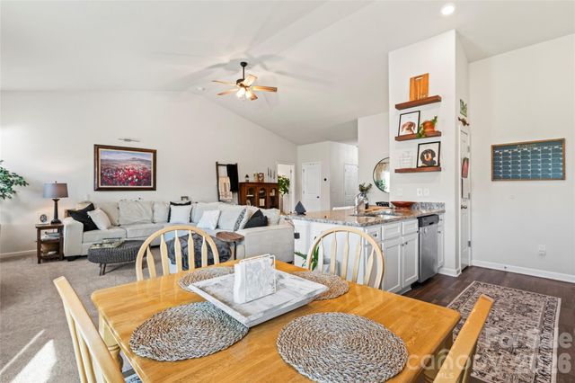3112 Wynn Way, Charlotte, NC 28215