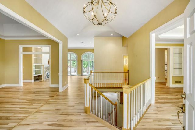 7170 Kenmare Drive, Bloomington, MN 55438