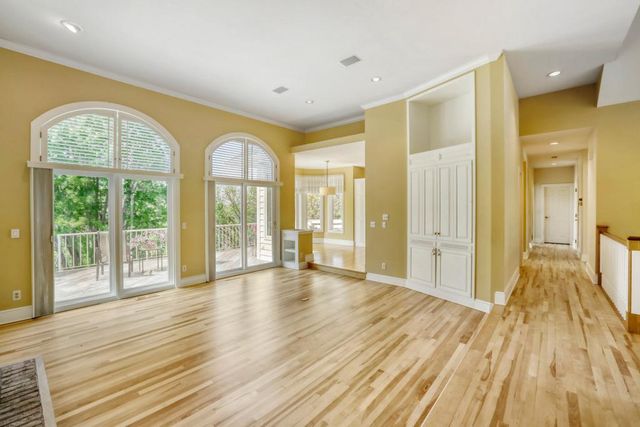 7170 Kenmare Drive, Bloomington, MN 55438