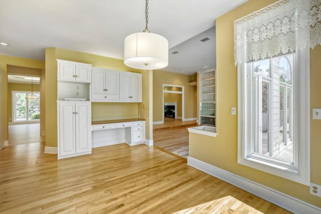 7170 Kenmare Drive, Bloomington, MN 55438