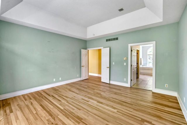 7170 Kenmare Drive, Bloomington, MN 55438
