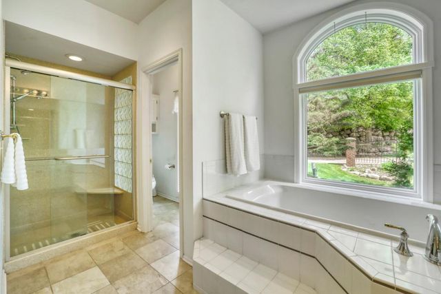 7170 Kenmare Drive, Bloomington, MN 55438