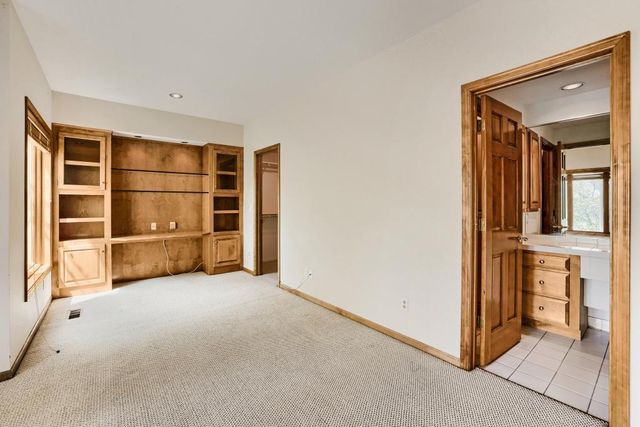 7170 Kenmare Drive, Bloomington, MN 55438
