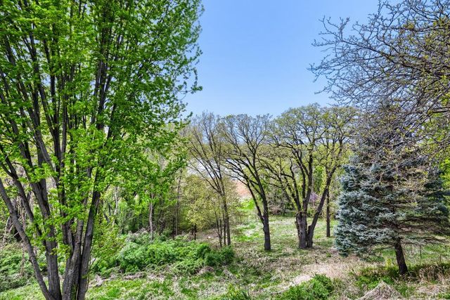 7170 Kenmare Drive, Bloomington, MN 55438