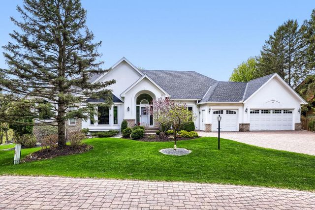 7170 Kenmare Drive, Bloomington, MN 55438