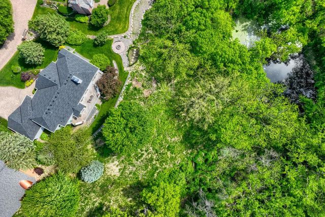 7170 Kenmare Drive, Bloomington, MN 55438