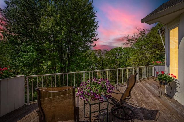 7170 Kenmare Drive, Bloomington, MN 55438