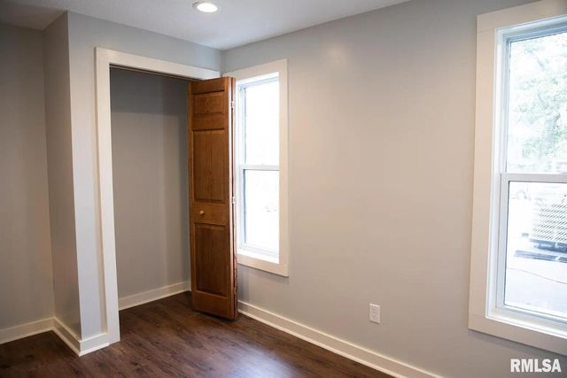 1605 N HARRISON Street, Davenport, IA 52803