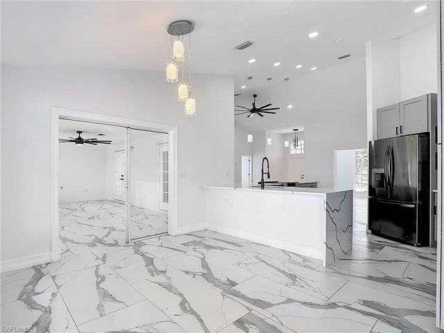 2503 Aviation PKWY, Cape Coral, FL 33904