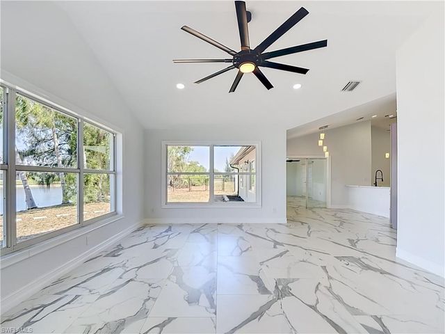 2503 Aviation PKWY, Cape Coral, FL 33904