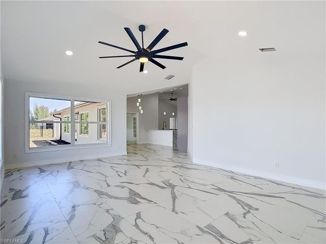2503 Aviation PKWY, Cape Coral, FL 33904
