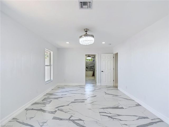 2503 Aviation PKWY, Cape Coral, FL 33904