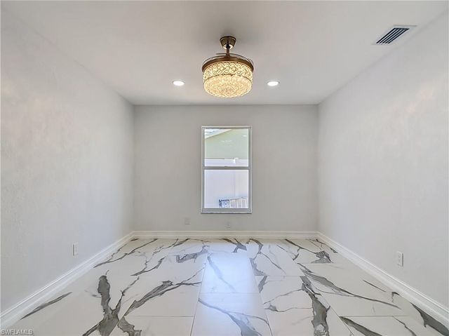 2503 Aviation PKWY, Cape Coral, FL 33904