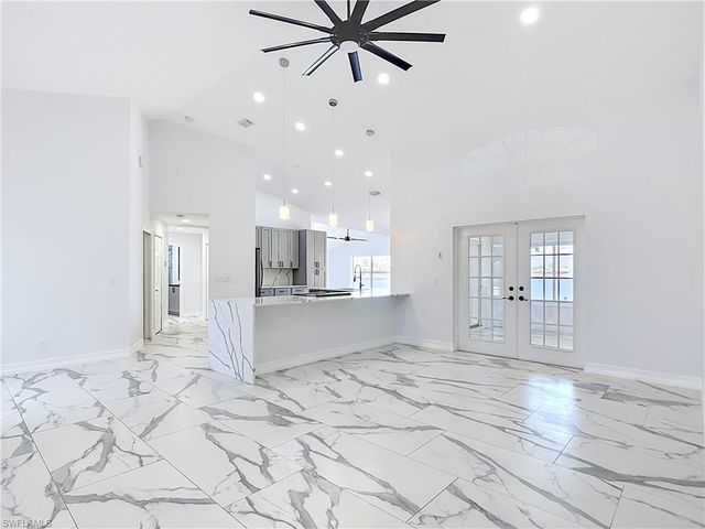 2503 Aviation PKWY, Cape Coral, FL 33904