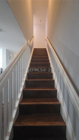 8972 NW 54th St, Sunrise, FL 33351