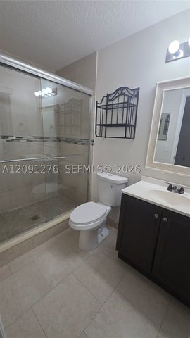 8972 NW 54th St, Sunrise, FL 33351