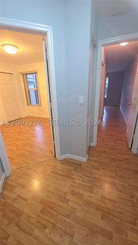 8972 NW 54th St, Sunrise, FL 33351