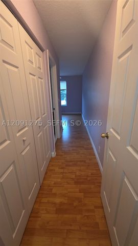 8972 NW 54th St, Sunrise, FL 33351