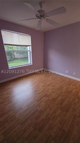 8972 NW 54th St, Sunrise, FL 33351