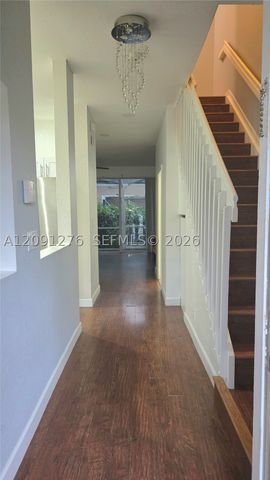 8972 NW 54th St, Sunrise, FL 33351