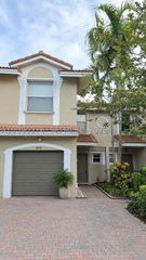 8972 NW 54th St, Sunrise, FL 33351