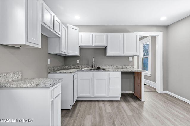1346 S 32nd St, Louisville, KY 40211