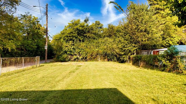 1346 S 32nd St, Louisville, KY 40211