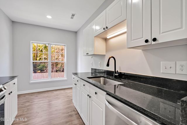 4519 Sagedale Drive Unit 203, Wilmington, NC 28405