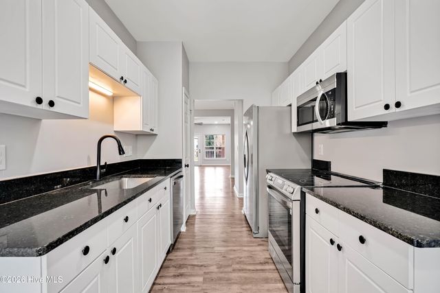 4519 Sagedale Drive Unit 203, Wilmington, NC 28405