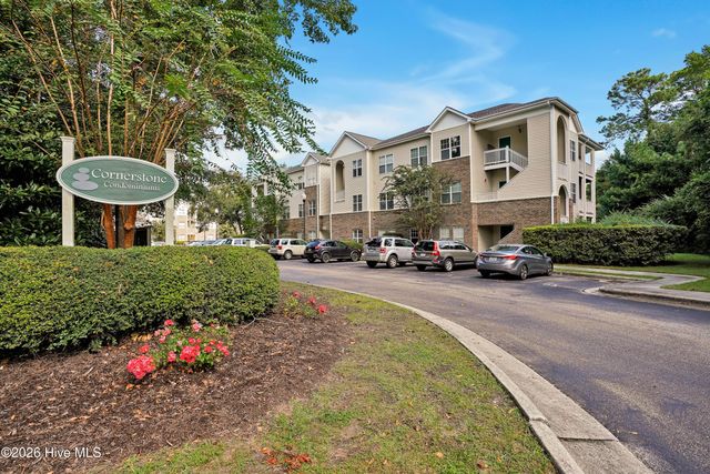 4519 Sagedale Drive Unit 203, Wilmington, NC 28405