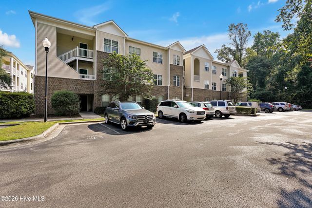 4519 Sagedale Drive Unit 203, Wilmington, NC 28405