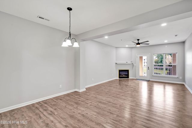 4519 Sagedale Drive Unit 203, Wilmington, NC 28405