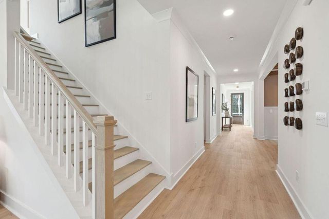 1009 Tributary Boulevard, Hollywood, SC 29449