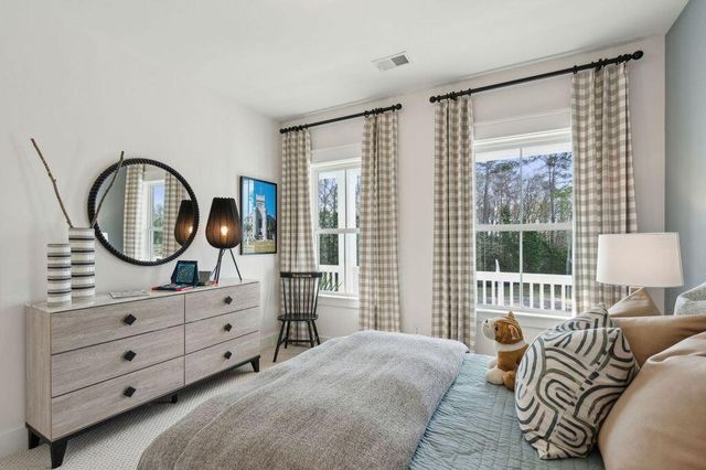1009 Tributary Boulevard, Hollywood, SC 29449
