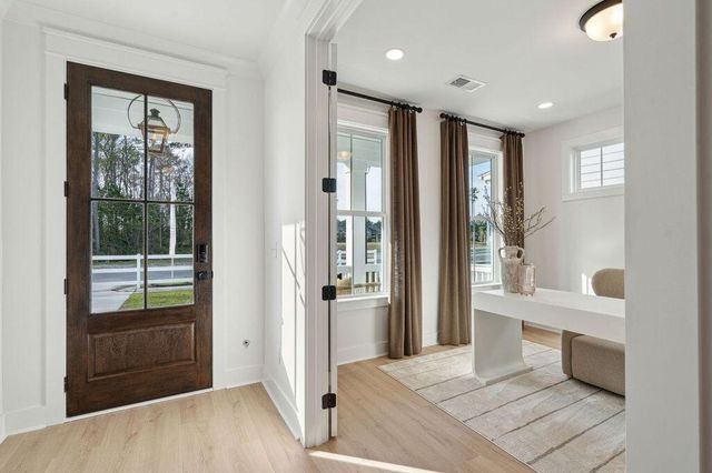 1009 Tributary Boulevard, Hollywood, SC 29449