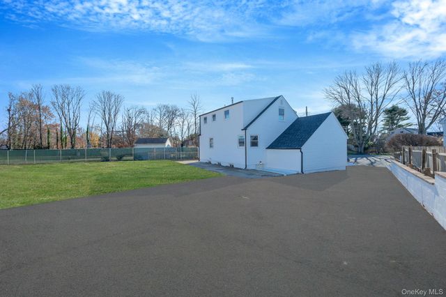 23 Cullen Drive, East Northport, NY 11731