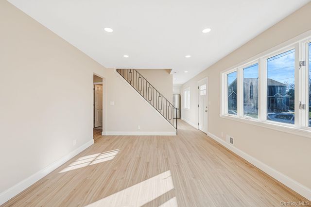 23 Cullen Drive, East Northport, NY 11731