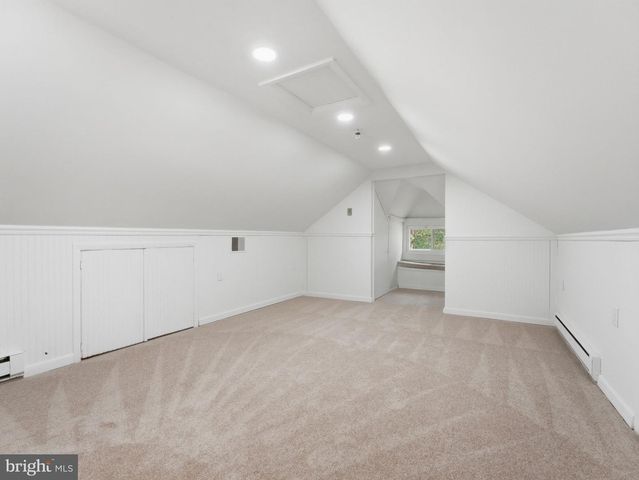 10 SPRUCE ST, Sewell, NJ 08080