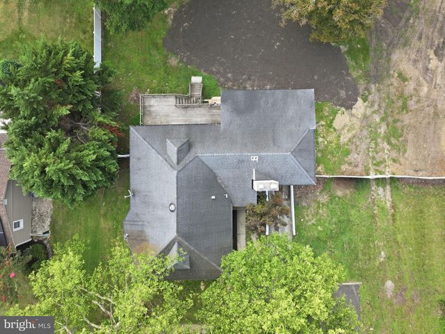 10 SPRUCE ST, Sewell, NJ 08080