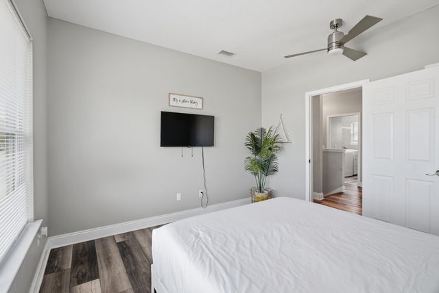 5701 Hilltop Avenue, Panama City Beach, FL 32408