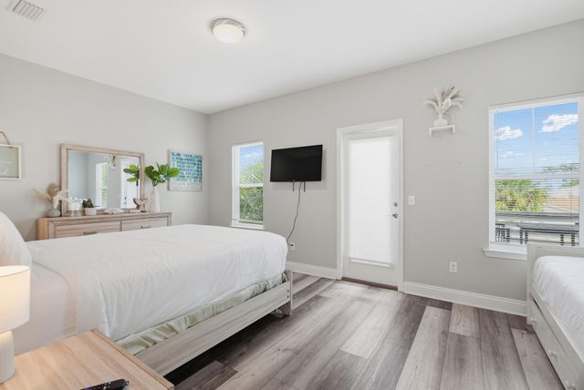 5701 Hilltop Avenue, Panama City Beach, FL 32408