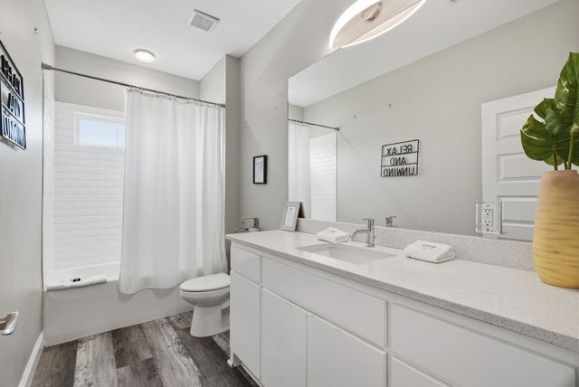 5701 Hilltop Avenue, Panama City Beach, FL 32408