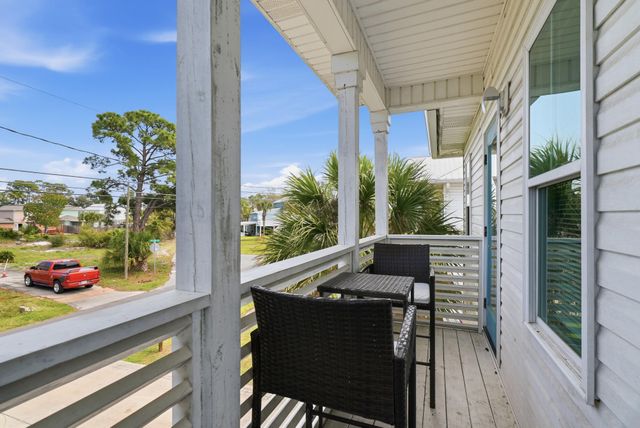 5701 Hilltop Avenue, Panama City Beach, FL 32408