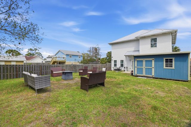 5701 Hilltop Avenue, Panama City Beach, FL 32408