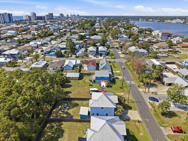 5701 Hilltop Avenue, Panama City Beach, FL 32408