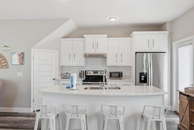 5701 Hilltop Avenue, Panama City Beach, FL 32408