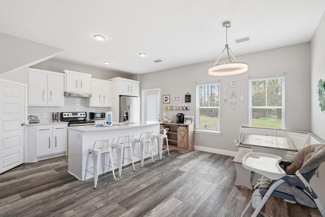 5701 Hilltop Avenue, Panama City Beach, FL 32408