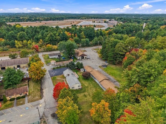 6 Oakhurst Street, Ayer, MA 01432