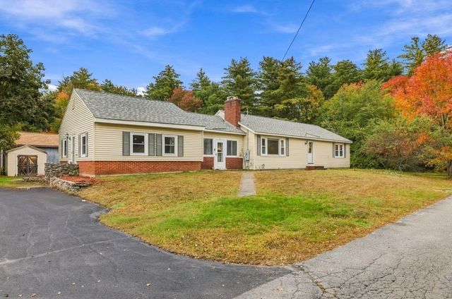 6 Oakhurst Street, Ayer, MA 01432
